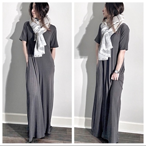 Best selling V neck  side pocket maxi dress - Picture 4 of 8